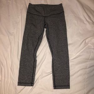 21” cropped lululemon wonder under leggings